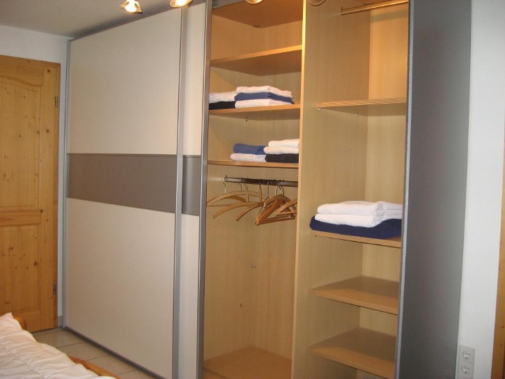 Schlafzimmerschrank